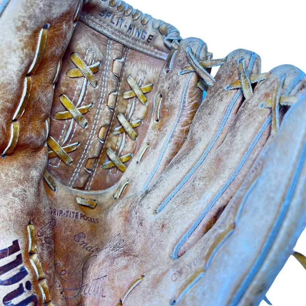 Wilson Leather Baseball Fielders Glove Mitt A2245 Bruce Sutter Right Throw 12 in - Picture 4 of 13